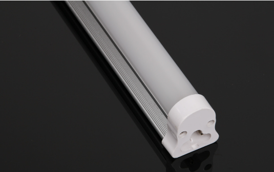 T5一体化led灯管1.2�c�_��堵头基本参数