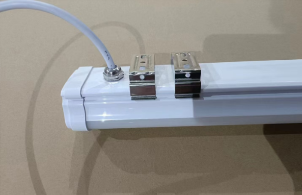 led涓夐槻鐏崱鍙e畨瑁?png